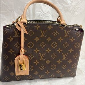 Louis Vuitton Classic Brown Monogram